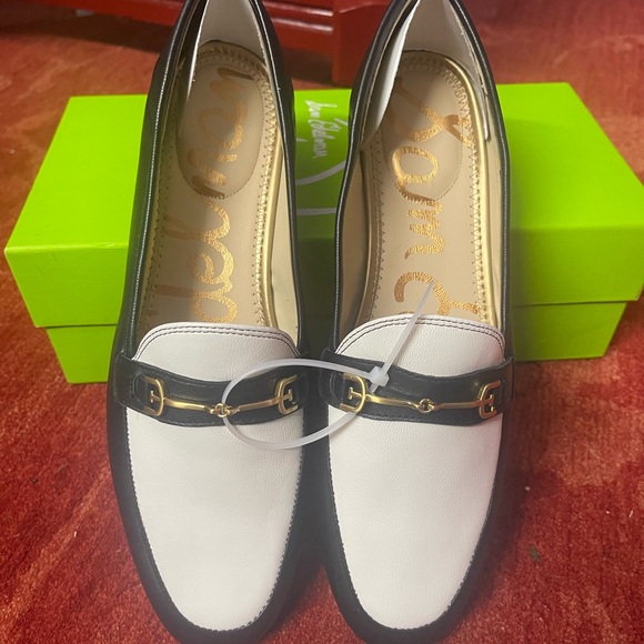SAM EDELMAN
Loraine Two-Tone Bit Loafers. - Picture 1 of 13